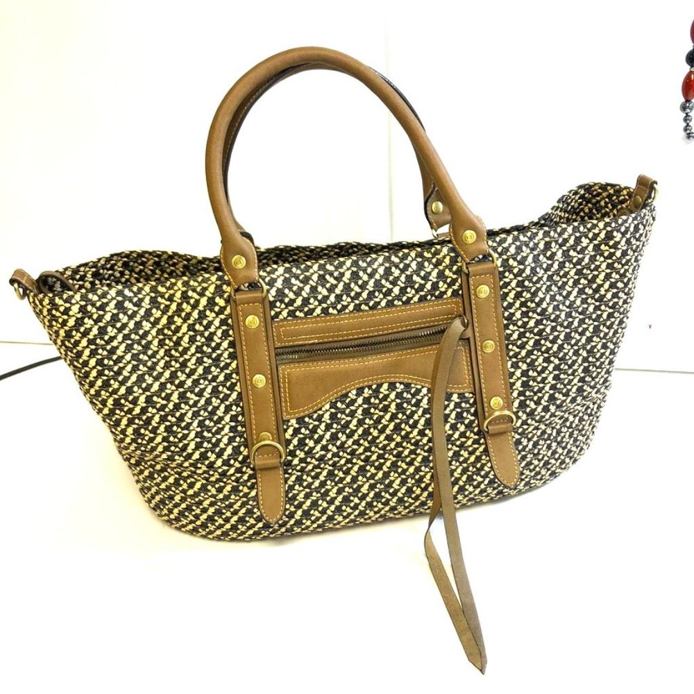 Women Eric Javits two handles bag in EUC